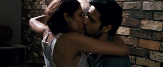 Esha Gupta Real Porn Hd - Watch Online - Esha Gupta â€“ Raaz 3 (2012)