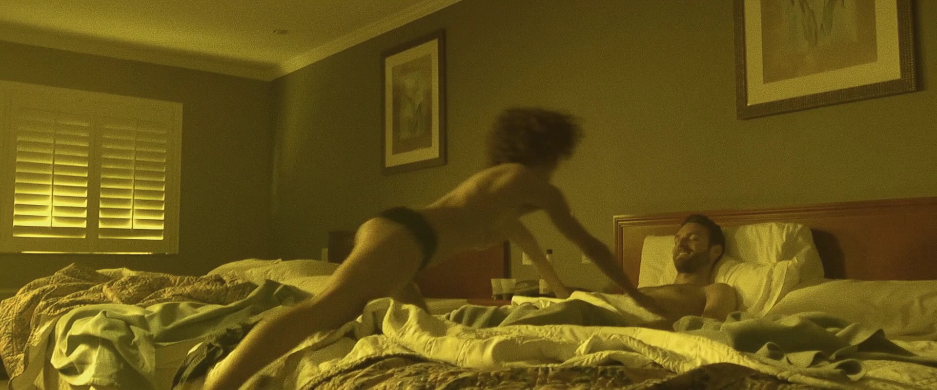 Ivet Corvea – Down and Dangerous (2013) HD 1080p