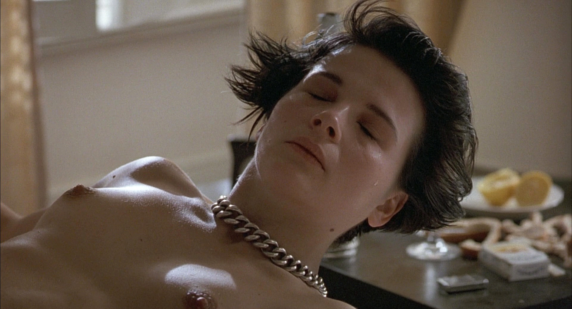 Juliette Binoche - Damage (1992) HD 1080p.