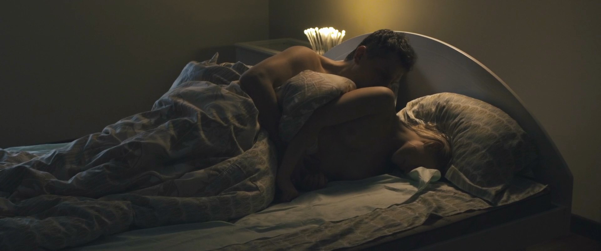 Yekaterina Shcheglova (Ekaterina Shcheglova), Anastasiya Kholodnyakova - Intimnye mesta (2013) HD 1080p