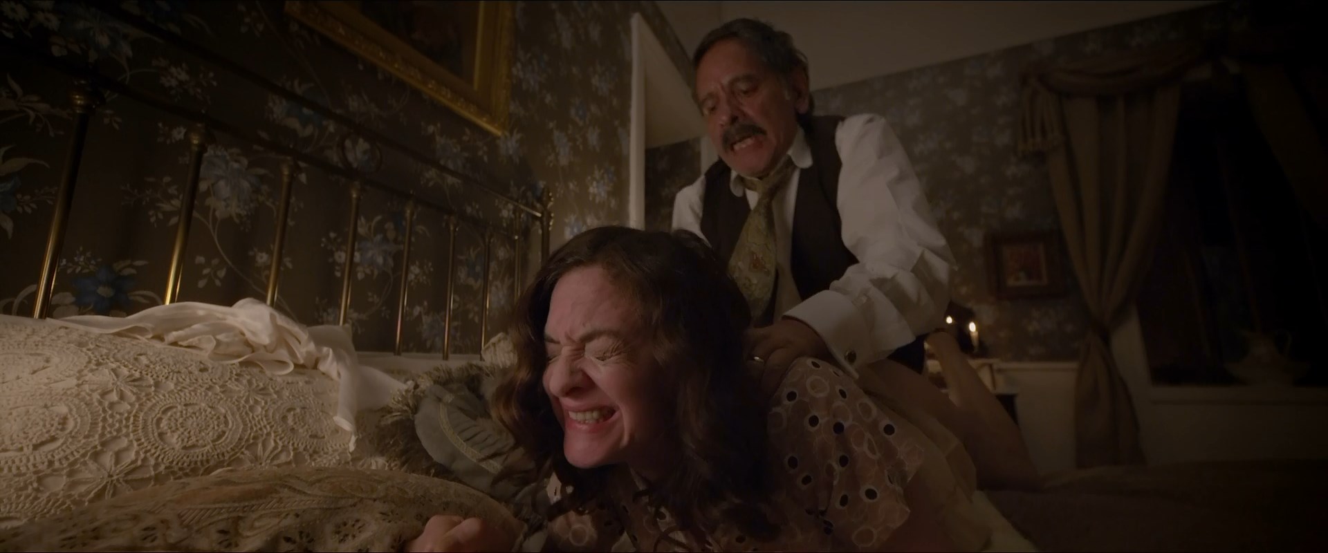 Catalina Guerra - Calzones Rotos (2018) HD 1080p