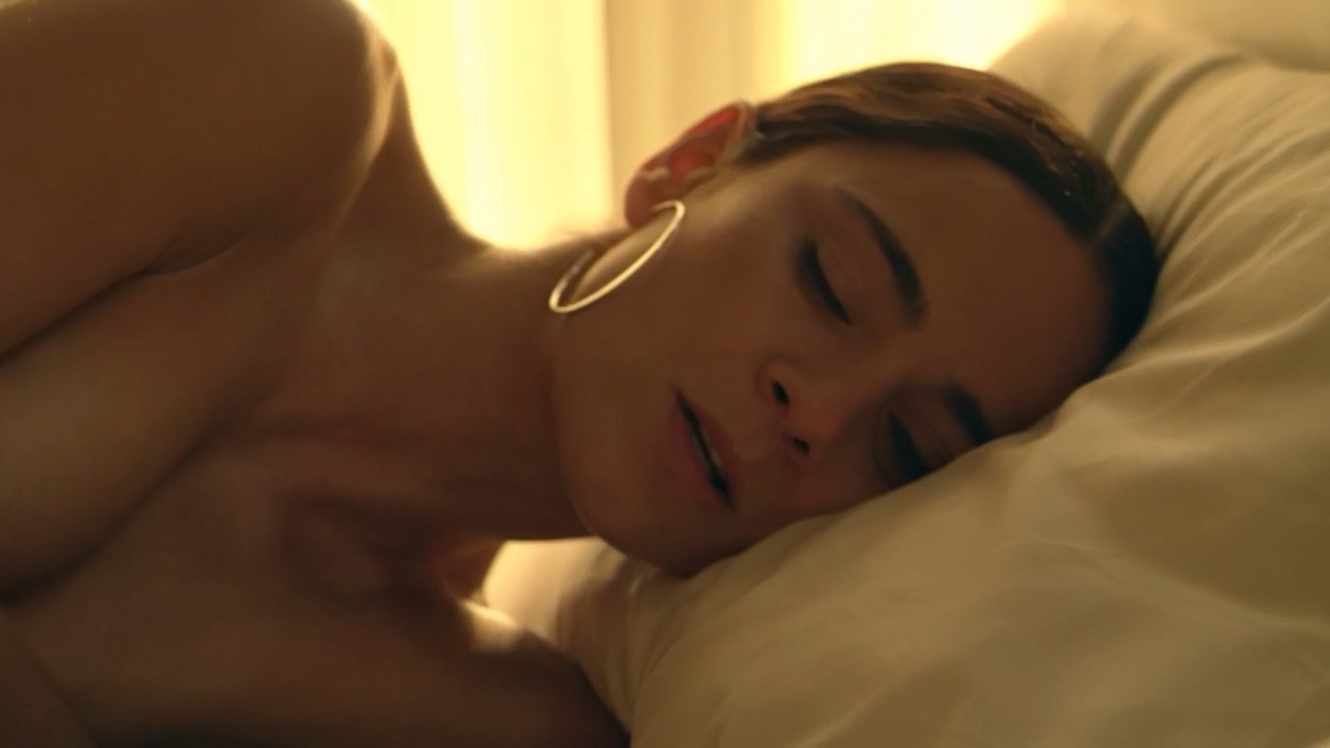 Queen of the south nude scenes