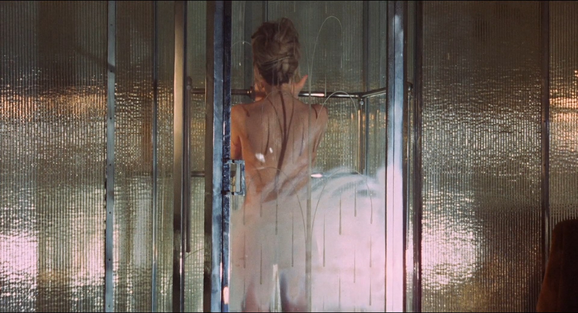 Barbara Nelli Nude » Celebs Nude Video - NudeCelebVideo.Net