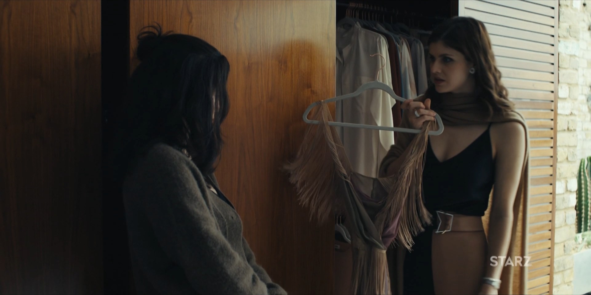 Julia Goldani Telles - The Girlfriend Experience s03e01 (2021) HD 1080p.
