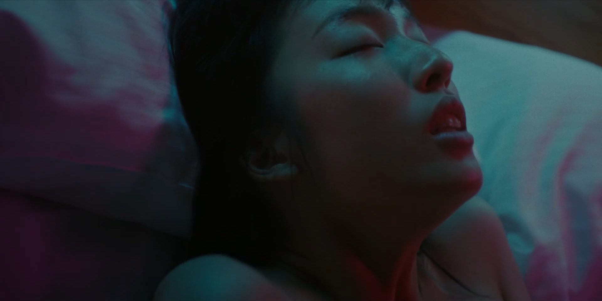 Watch Online - Helena Hsu, Yu-Xuan Wang - Little Blue (2022) HD 1080p
