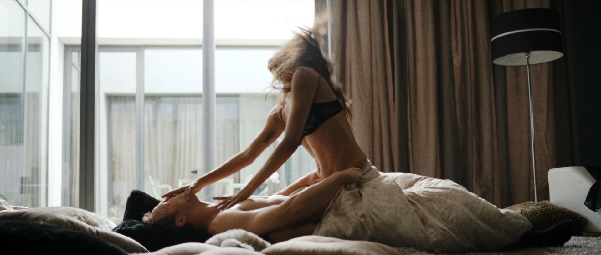 Melanie Winiger, Mira Bartuschek, Lina Beckmann - Resturlaub (2011) HD 1080p