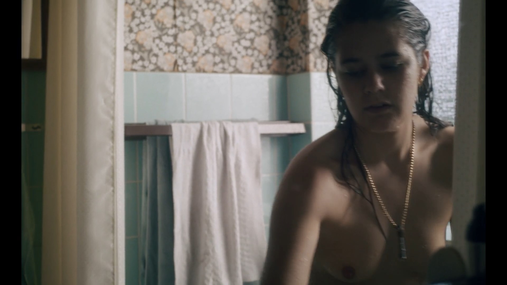 Asta Kamma August - Jeg stoler ikke på hjerter (2018) HD 1080p