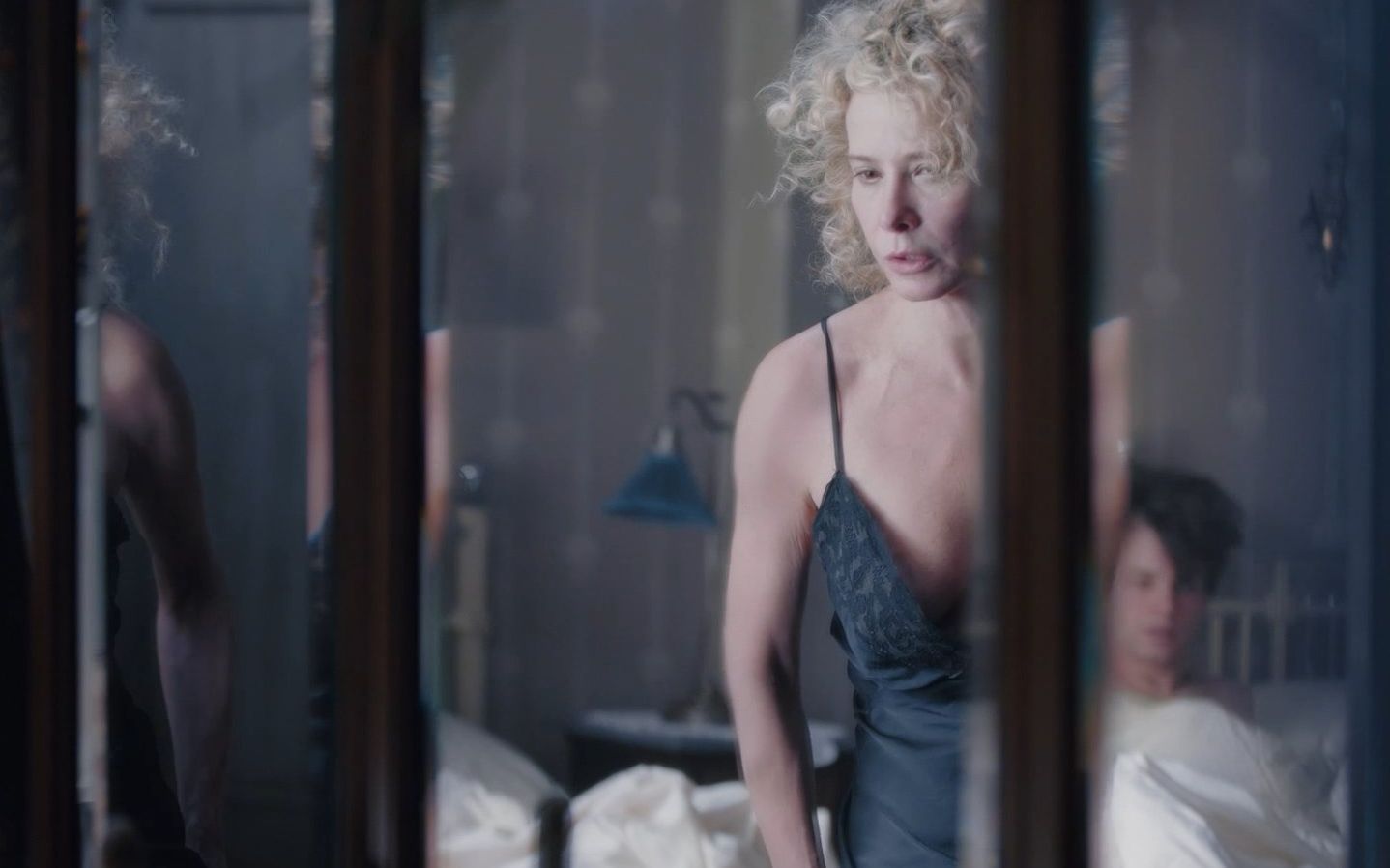 Antonia Tomas porno Uniformada porno jinsiy aloqa xxx