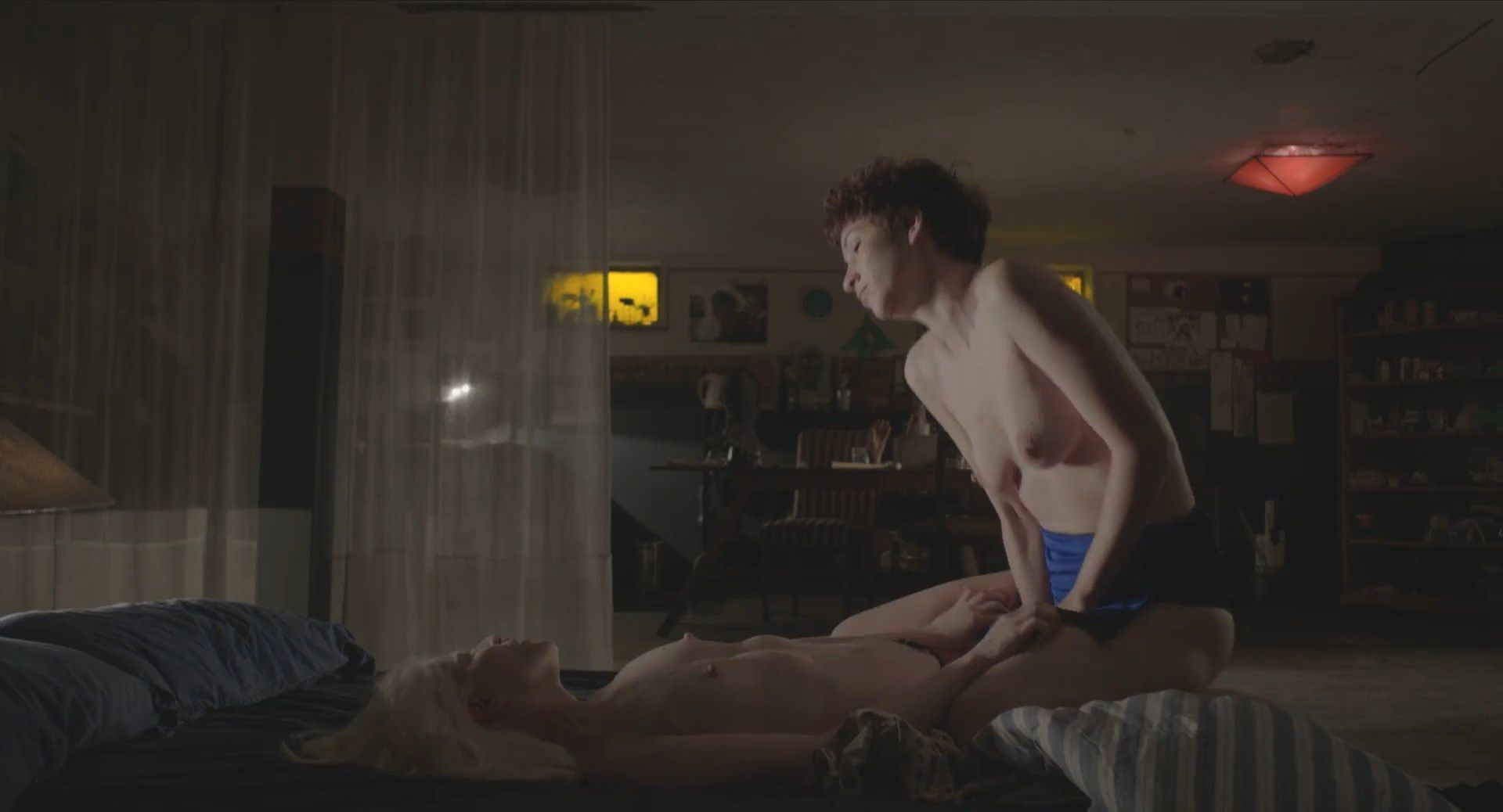 Sofía Castiglione, Blanca Nieves Villalba - Exquisite Corpse (Cadáver exquisito) (2021) HD 1080p