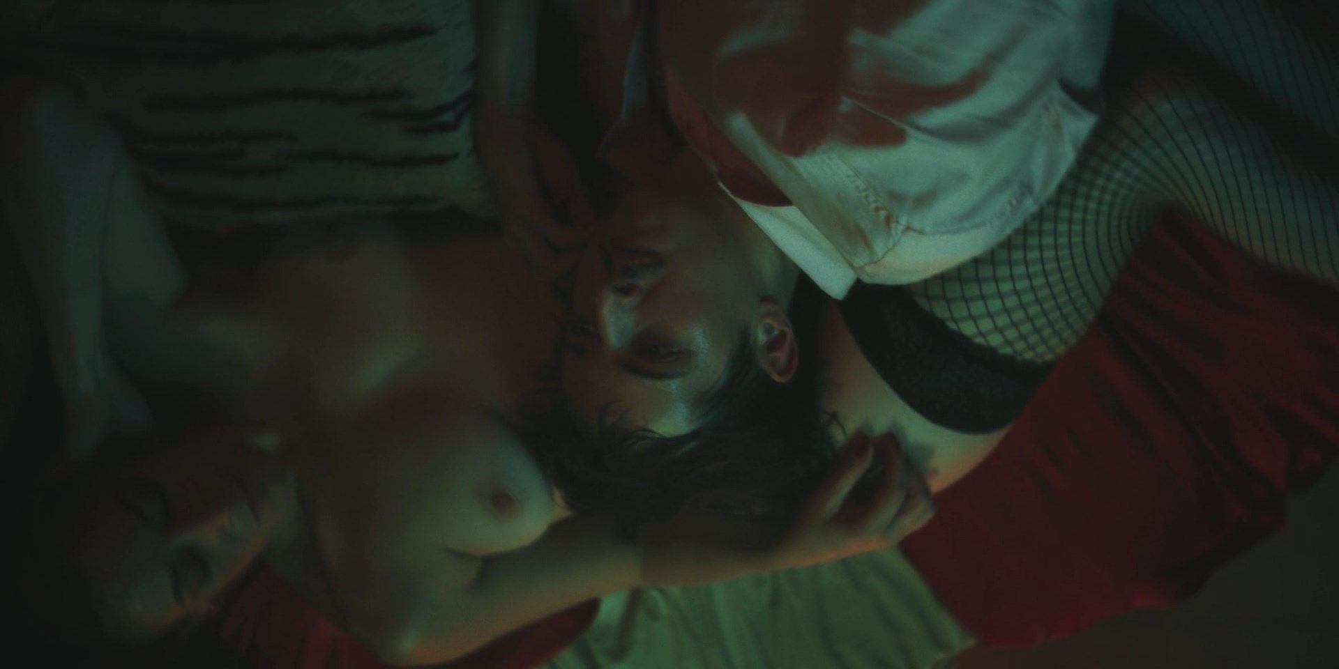 Tatu Glikman, Valentina Zenere, Inés Estévez, Camila Cayota, Olivia Nuss, Evitta Luna, Gal Groisman, etc  - Amor Animal s01e01-08 (2026) HD 1080p