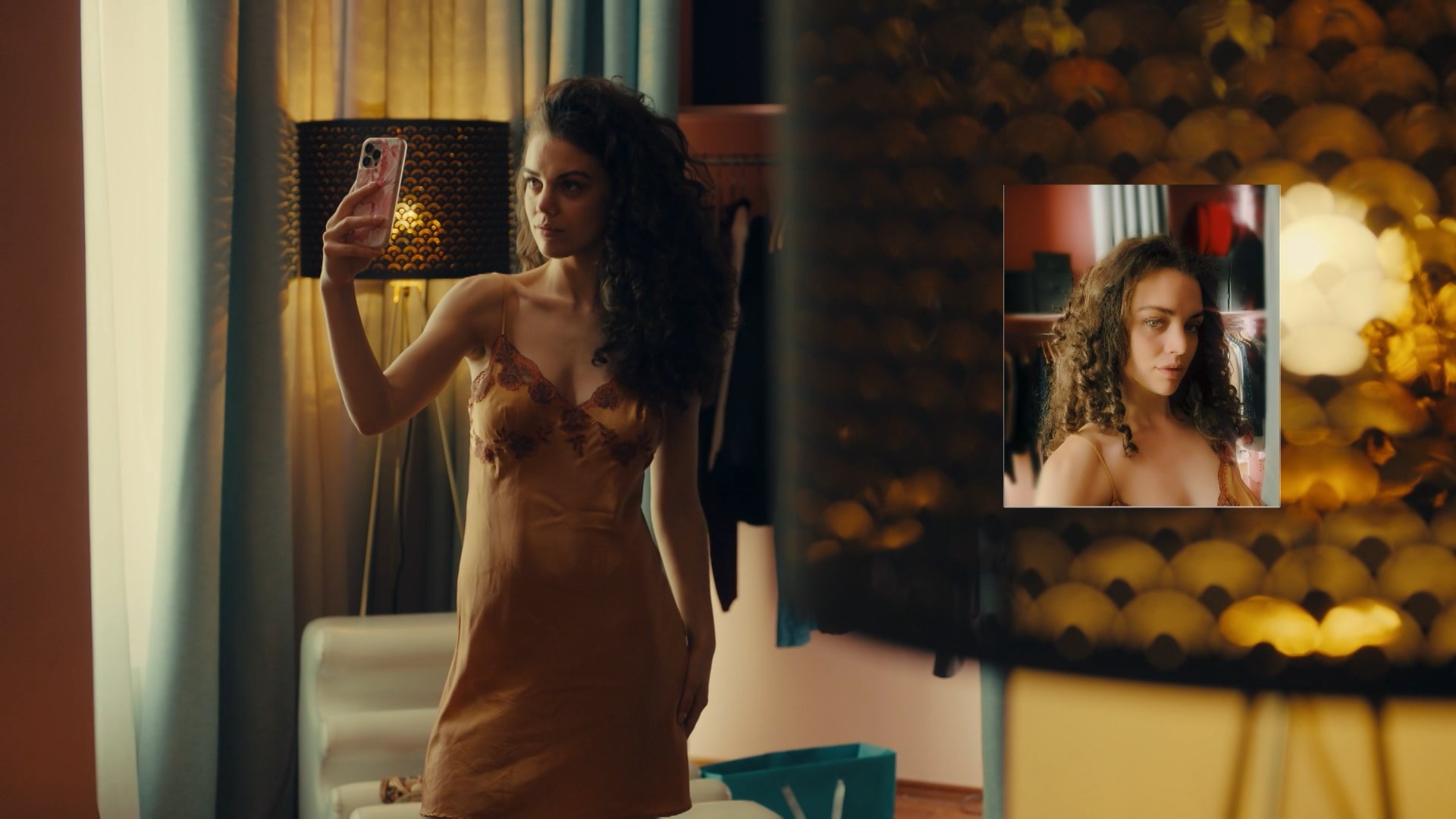 Fanni Schneider, Annabelle Manden, Theresa Riess, Ursula Strauss, Anja Pichler, Mara Romei - Biester s01e05-10 (2022) HD 1080p